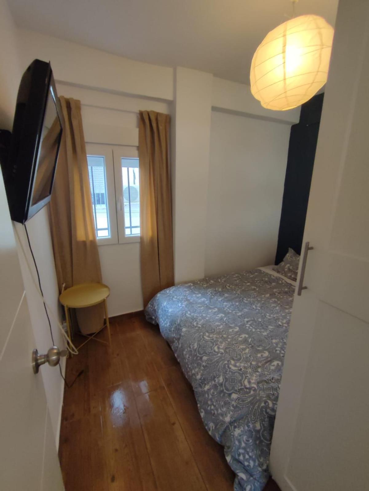 Piso Reformado 3 Habitaciones Sevilla Eksteriør billede