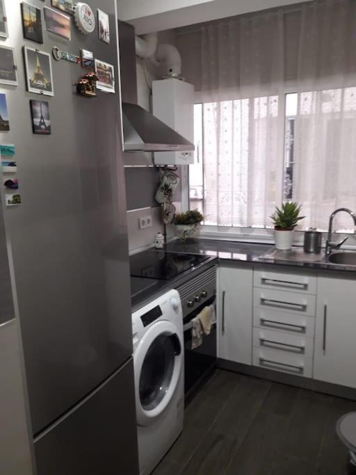 Piso Reformado 3 Habitaciones Sevilla Eksteriør billede